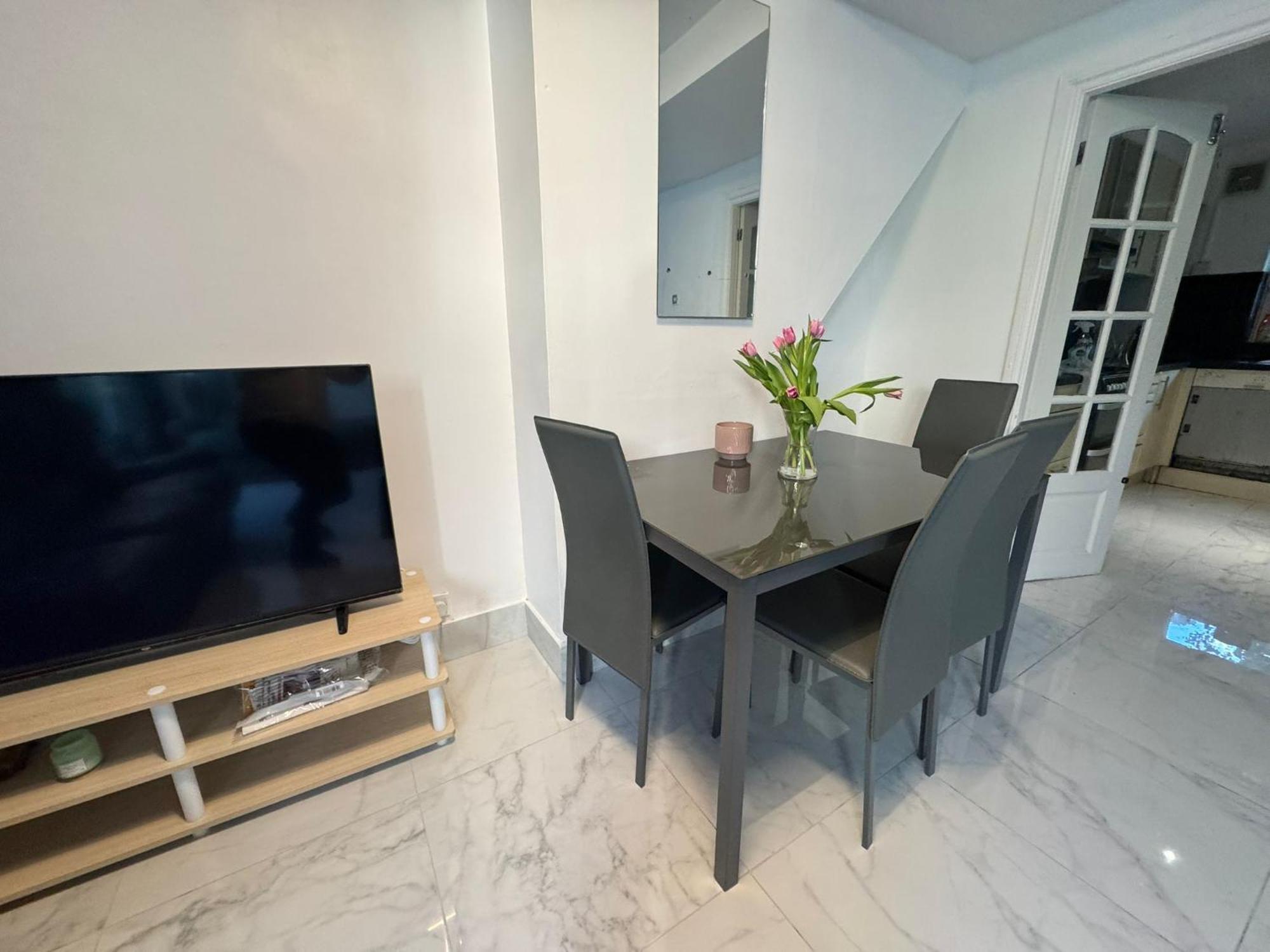 3 Bedroom Garden House Maida Vale Apartamento